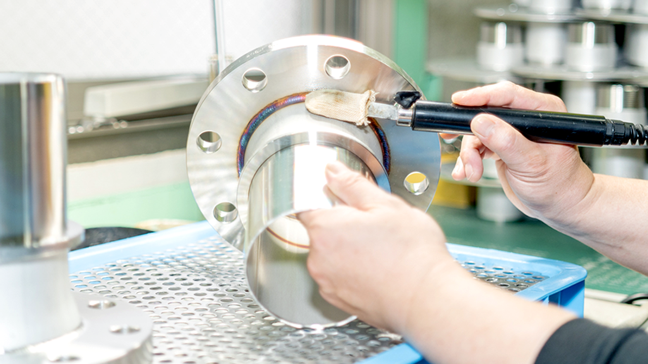 Pickling/ Weld Cleaning Image